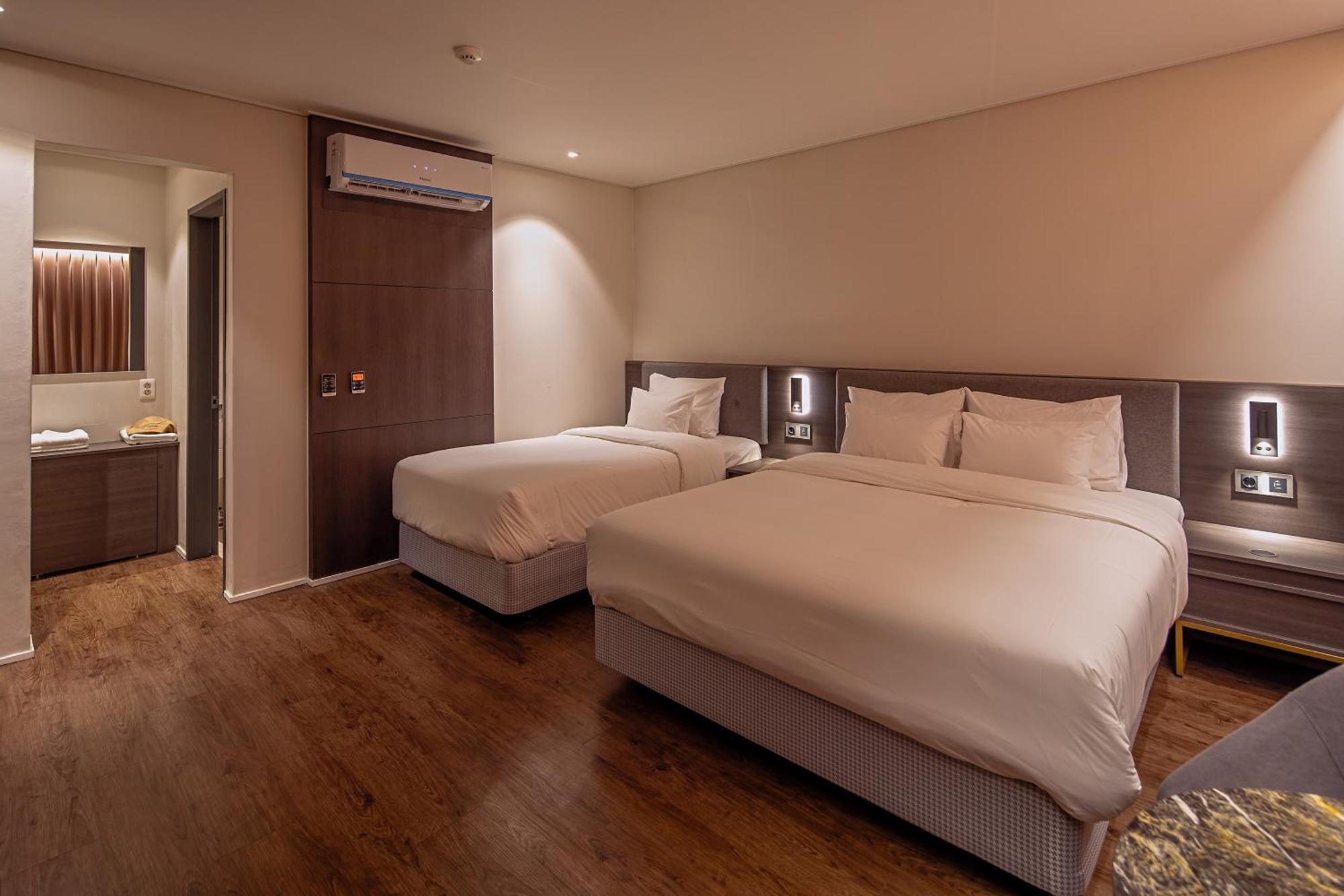 Cloud In Hotel Mokpo Peace Square Экстерьер фото