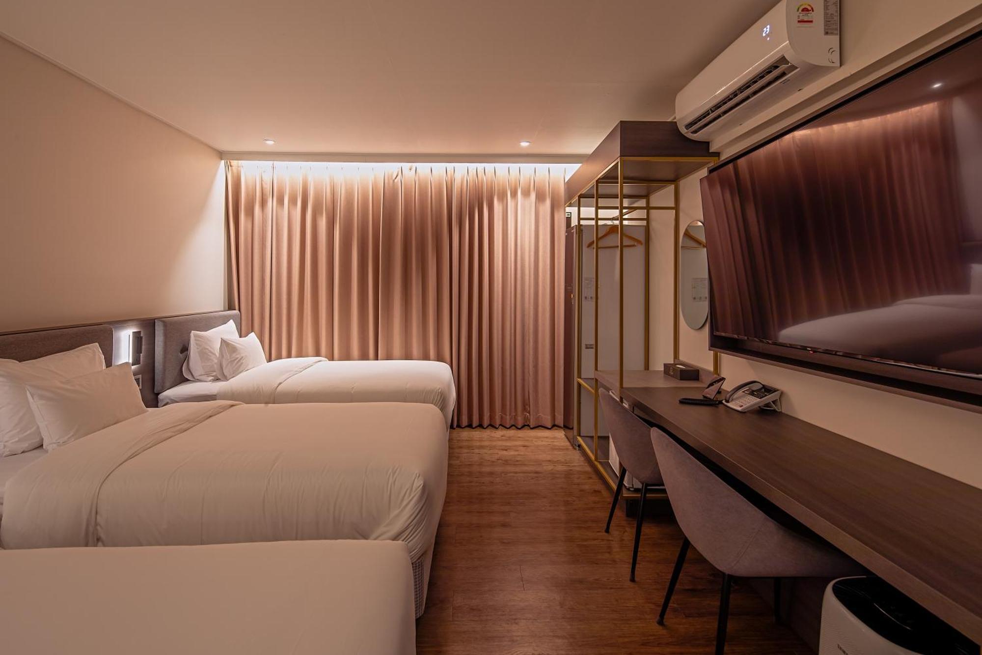 Cloud In Hotel Mokpo Peace Square Экстерьер фото