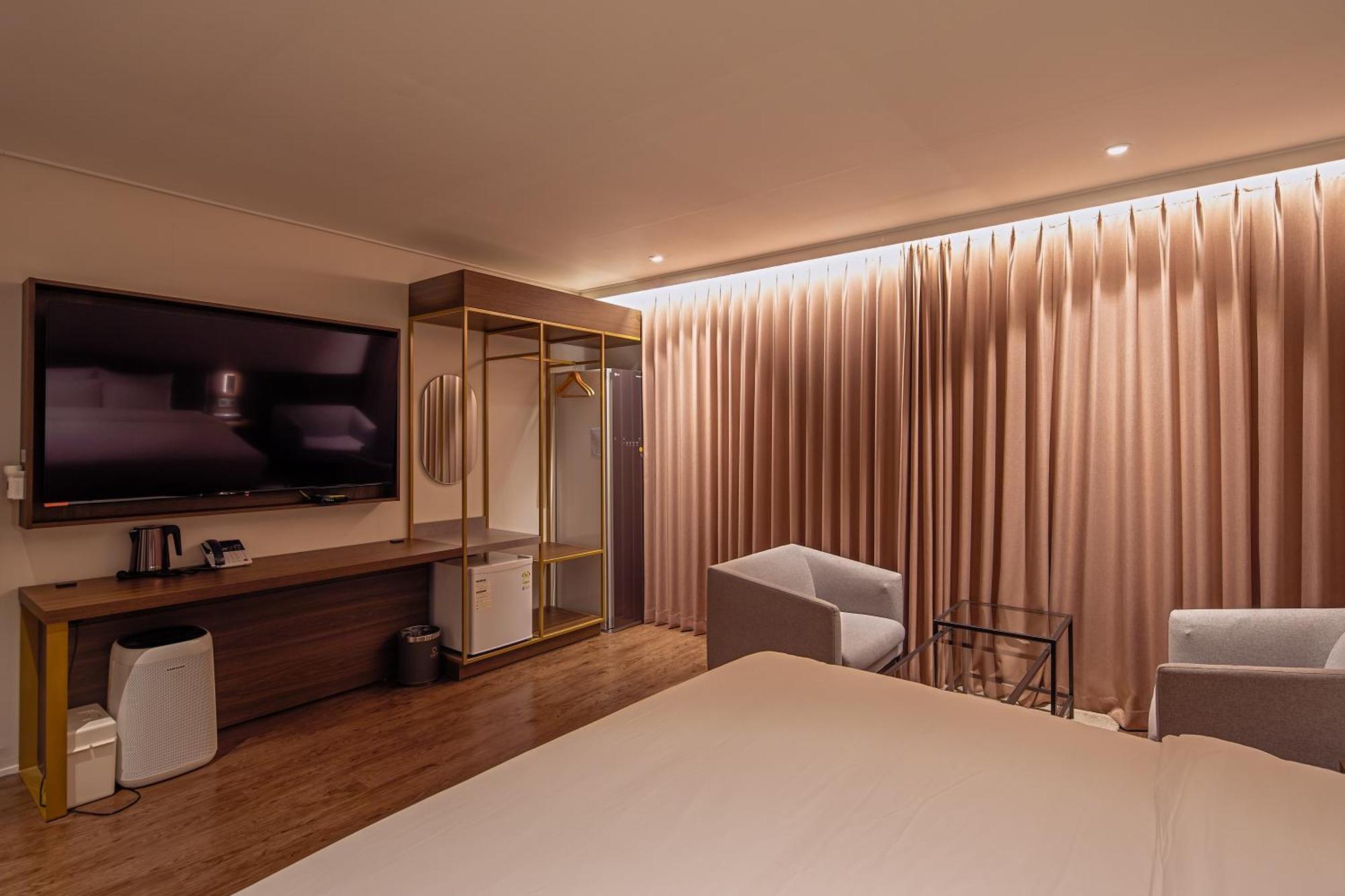 Cloud In Hotel Mokpo Peace Square Экстерьер фото